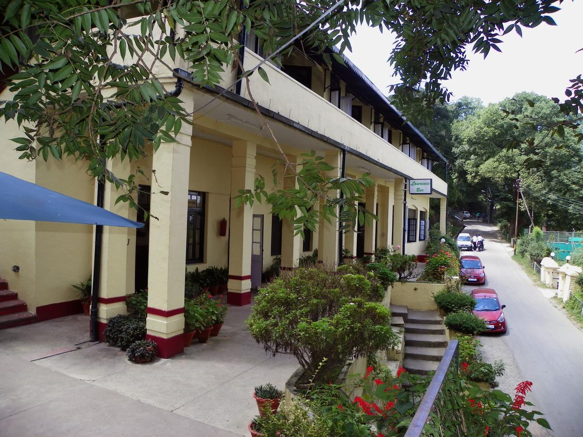 Alasia Hotel Kasauli Exterior photo