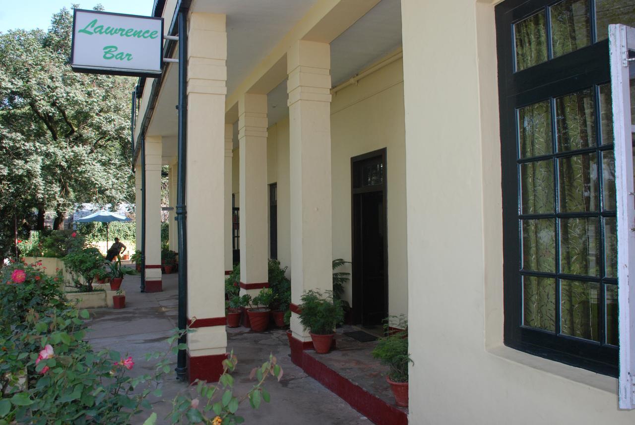 Alasia Hotel Kasauli Exterior photo